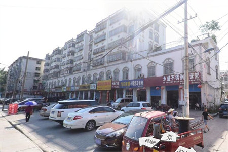 龙城华庭带车库楼房出售2室2厅1卫87㎡